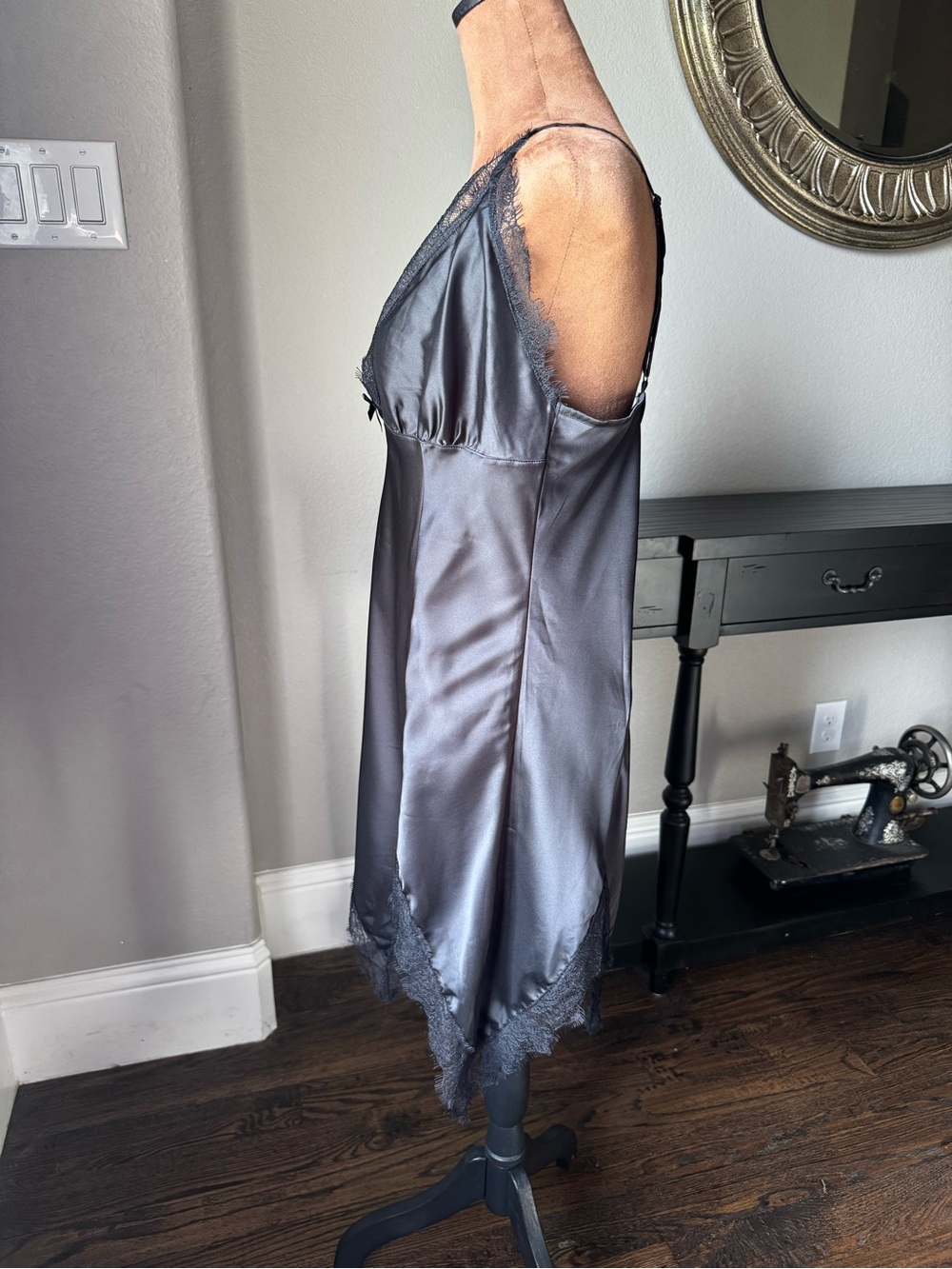 Killstar Fatal Farewell Black Nightdress |Satin Lace Trim LARGE Gothic Goth Alt - Picture 5 of 14